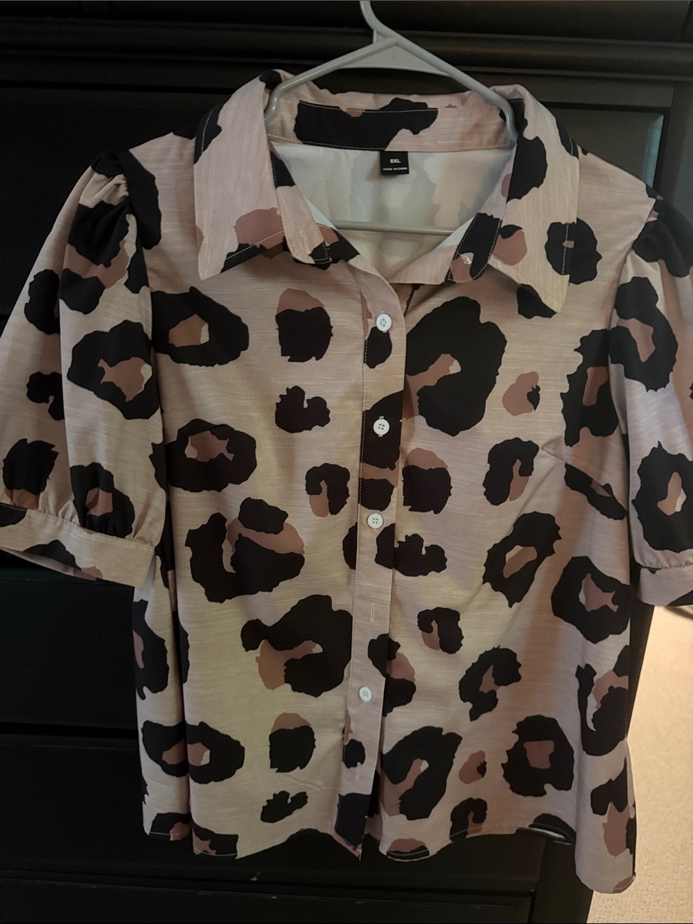 Leopard Print Button-Front Blouse in Pink